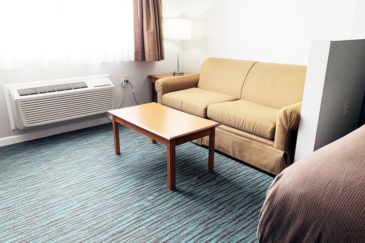 Room 16 of 25
