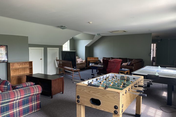 Room 253 of 294