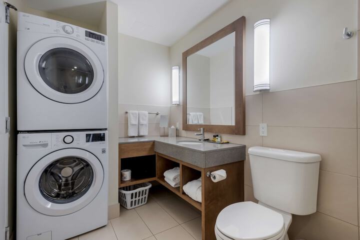 Best Western Plus Sawridge Suites