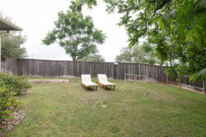 Spacious 3 BR Near Downtown by Domio