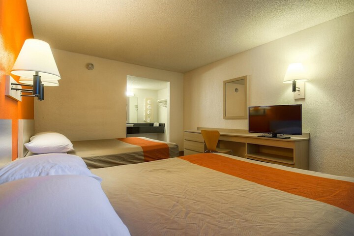 Motel 6 Rancho Mirage CA - Palm Springs