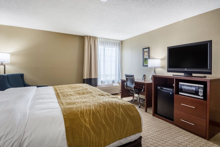 Room 26 of 39