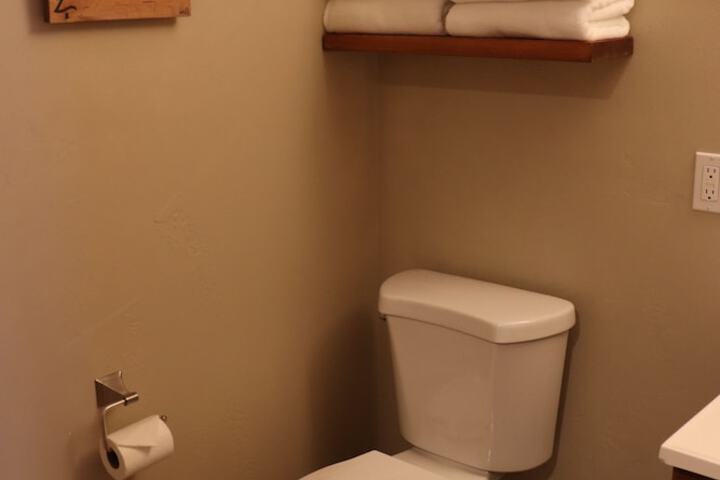 Room 43 of 71