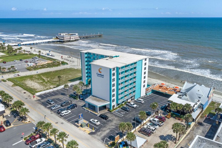 Comfort Inn & Suites Daytona Beach Oceanfront