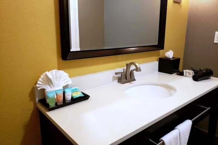 Hotel 1550 - SFO Airport