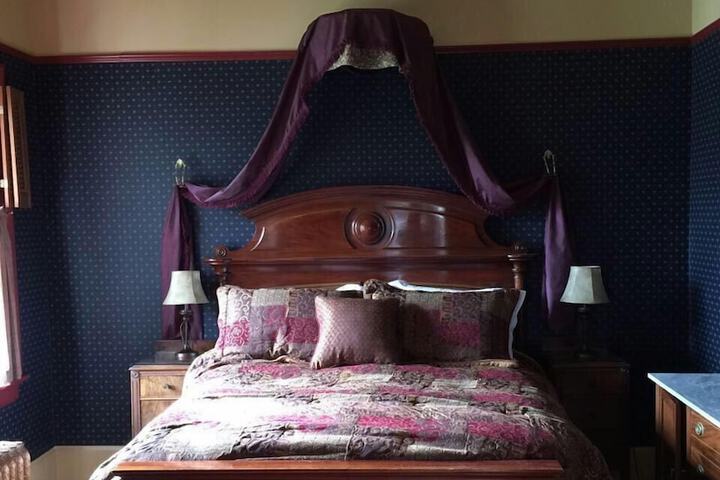 Room 15 of 63