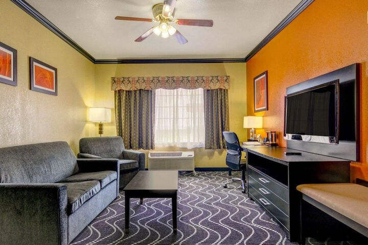Comfort Suites Lake Ray Hubbard
