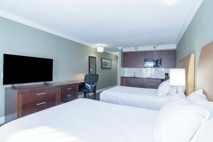 Room 12 of 37