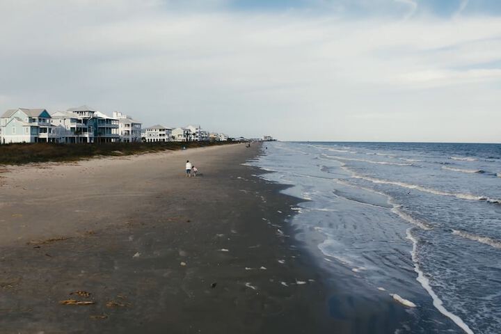 Gaidos Seaside Inn