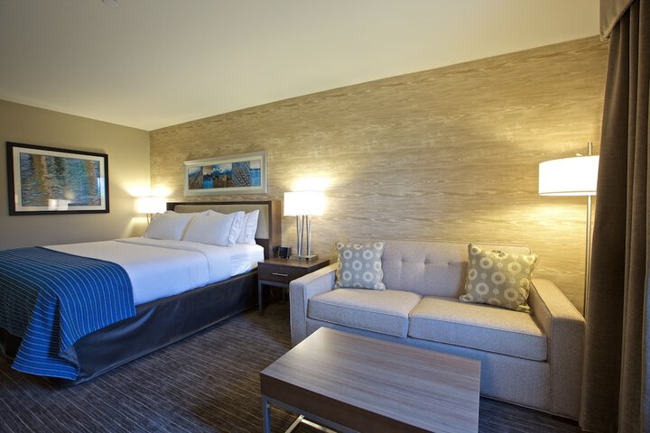 Room 41 of 65