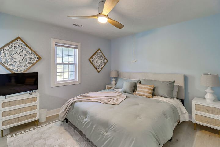 Bayfront Maryland Retreat w / Deck Near Beaches!