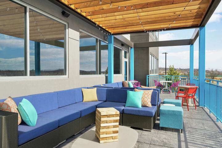 Terrace/Patio 38 of 39