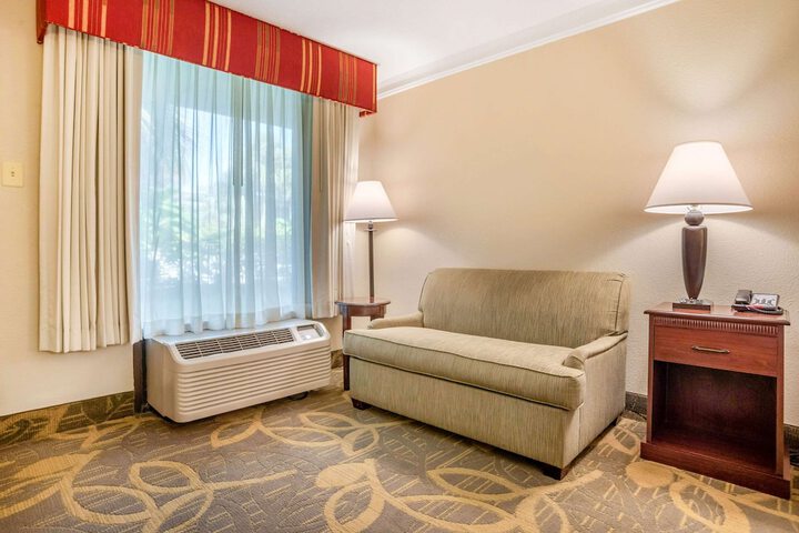 Clarion Inn and Conference Center