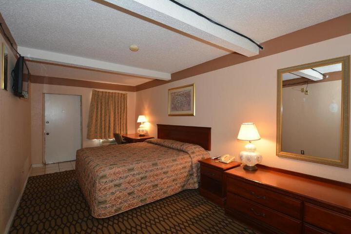 Newcastle Motel