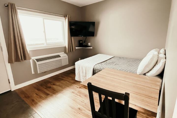 Room 11 of 26