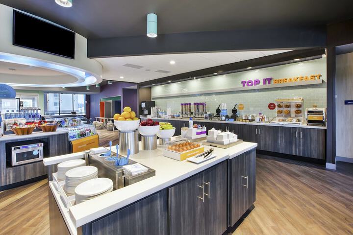 Tru by Hilton Jackson MI