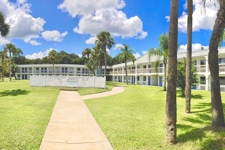Motel 6 Starke FL