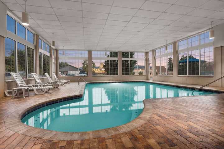 Pool 5 of 39