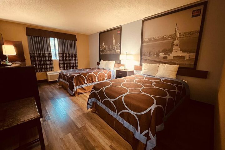 Room 17 of 20