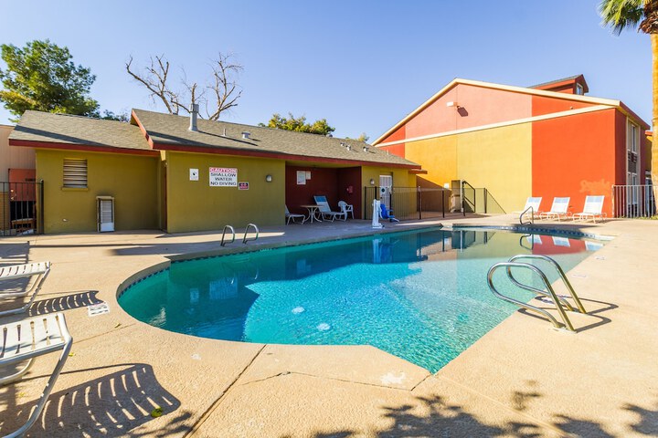 Pool 6 of 29