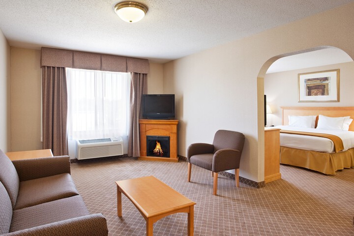 Room 33 of 47