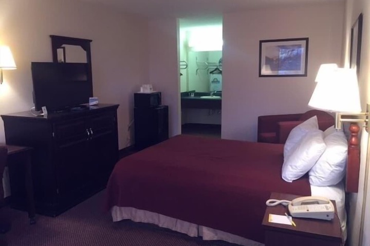 Days Inn by Wyndham Royston