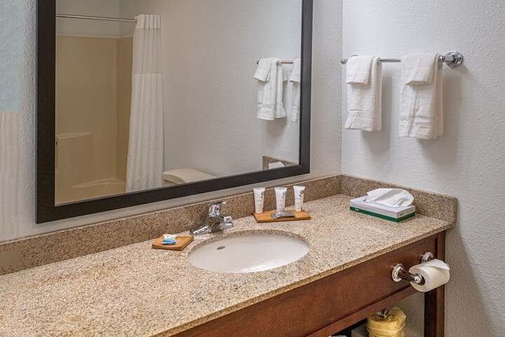 Country Inn & Suites by Radisson Beckley, WV