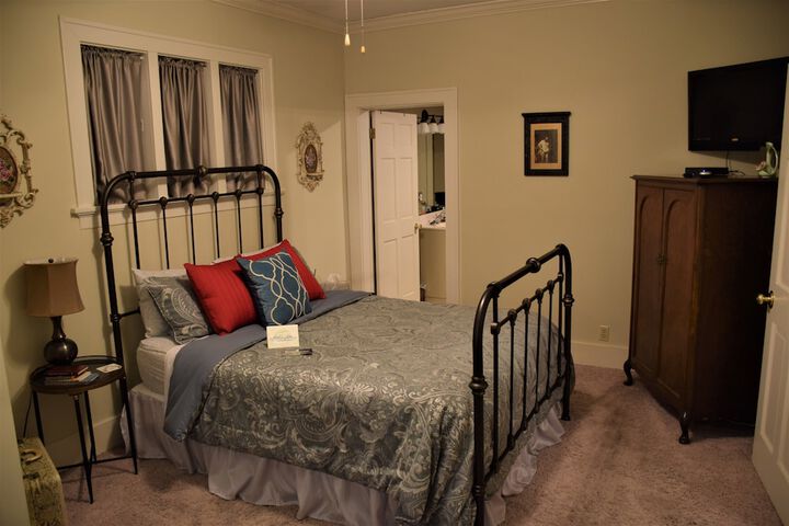 Room 15 of 29