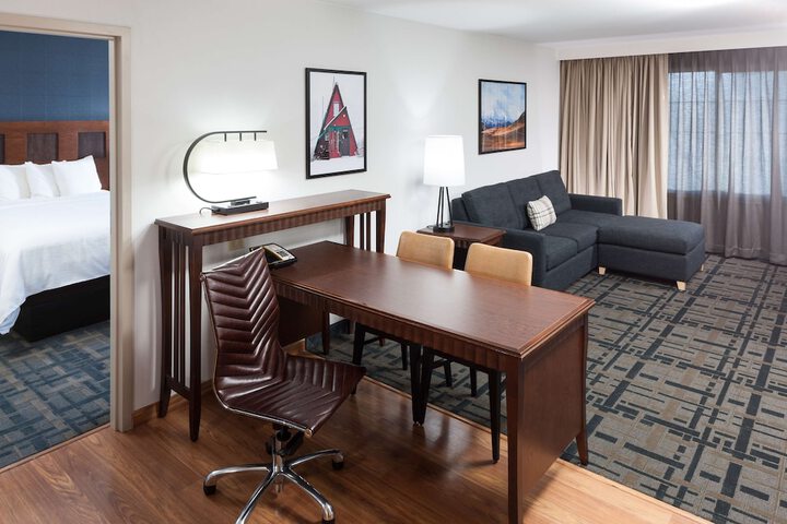 Room 28 of 50