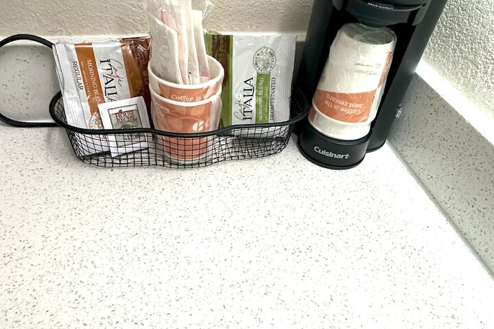 Breakfast/Coffee Service 142 of 163