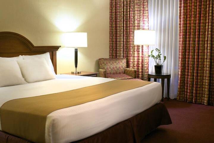 Room 14 of 46