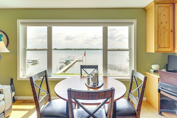 Lakeside Alexandria Retreat w / Deck + Boat Dock!