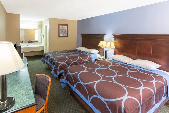 Room 14 of 26