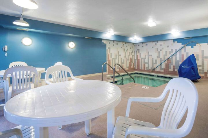 Pool 4 of 46