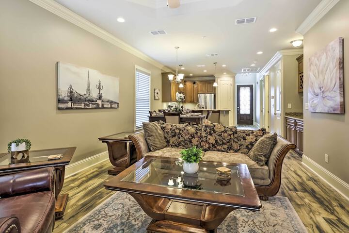 Diamondhead Condo - Marina Pool Access & Golfing!