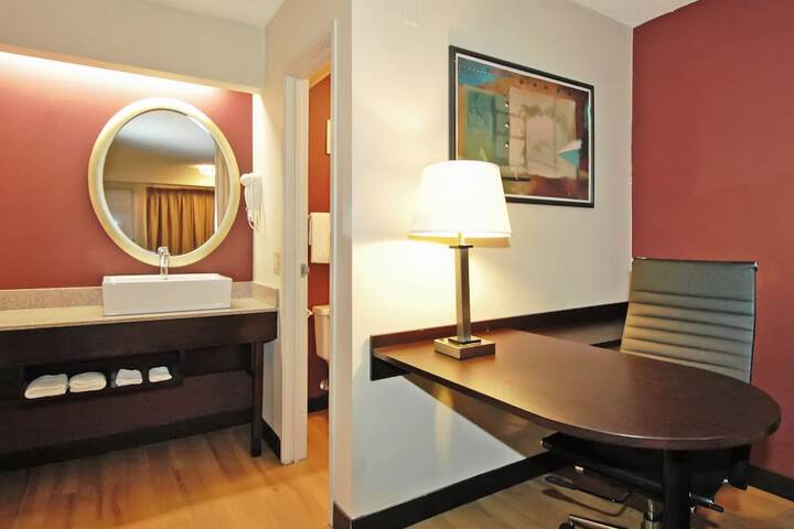 Room 22 of 26