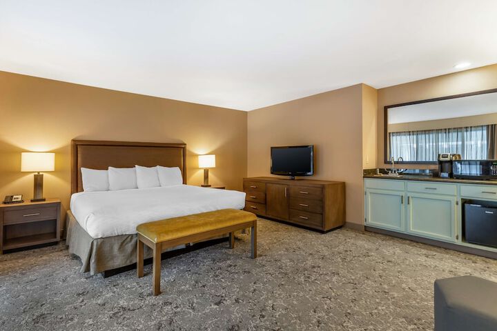 Room 40 of 52