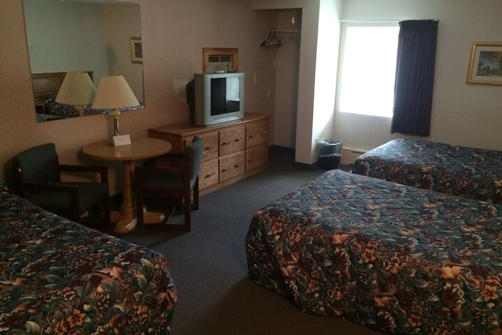 Room 4 of 5
