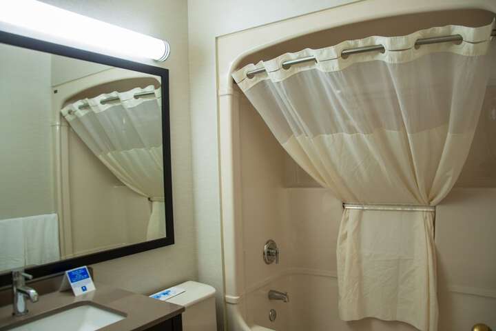 Room 20 of 43