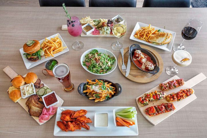 Dining 56 of 90