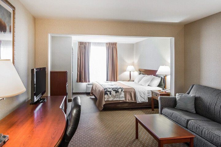 Room 16 of 29