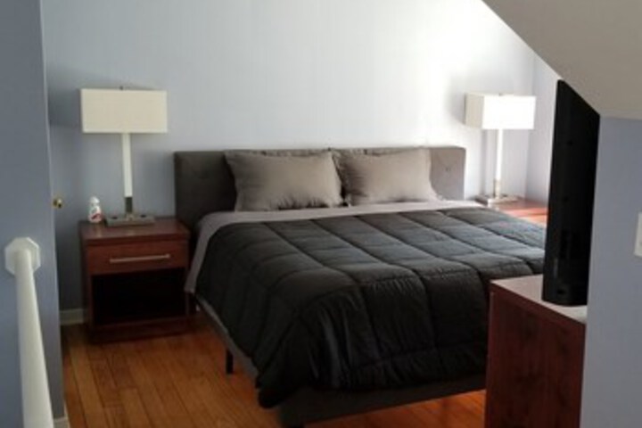 Beautiful Royal Oak Townhouse