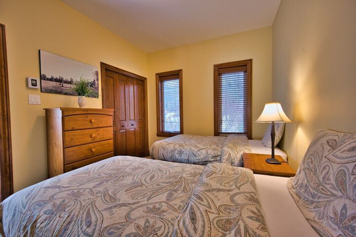 Room 28 of 36