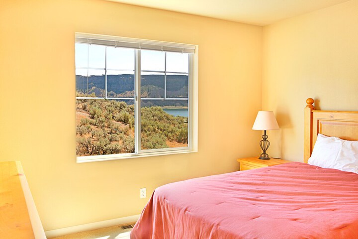 Room 32 of 56