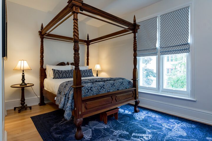 Room 30 of 46