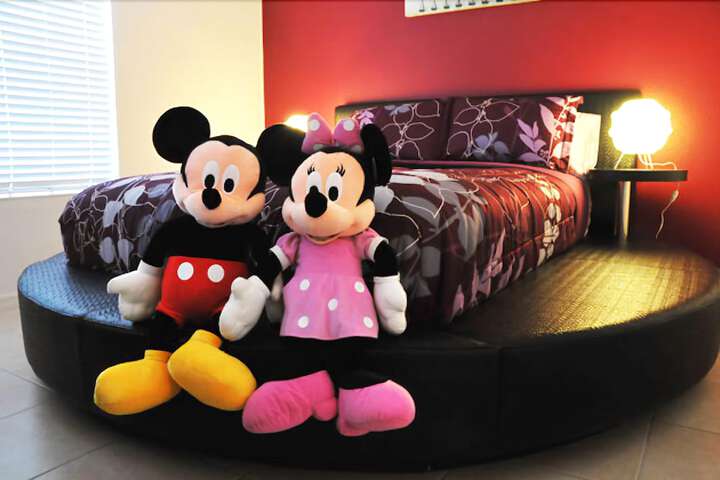 Room 12 of 20