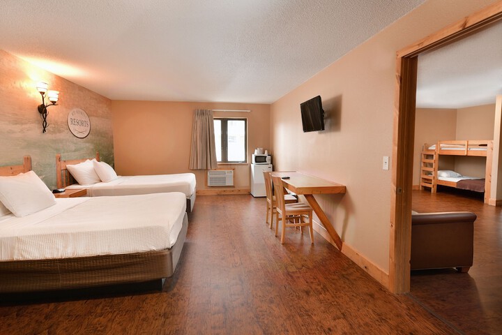Room 112 of 173