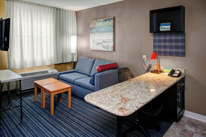 Room 15 of 17
