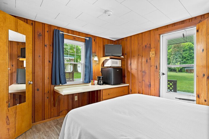 Room 71 of 80