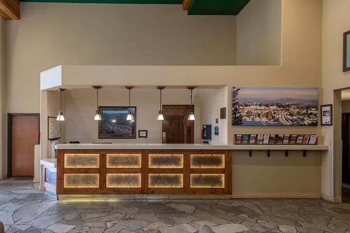 Truckee Donner Lodge